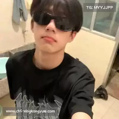 廉李然